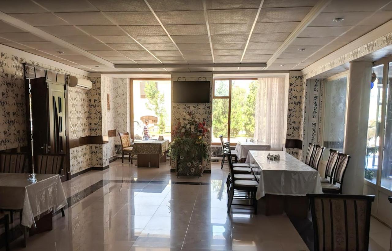 Reikartz Urgench Hotel ภายนอก รูปภาพ