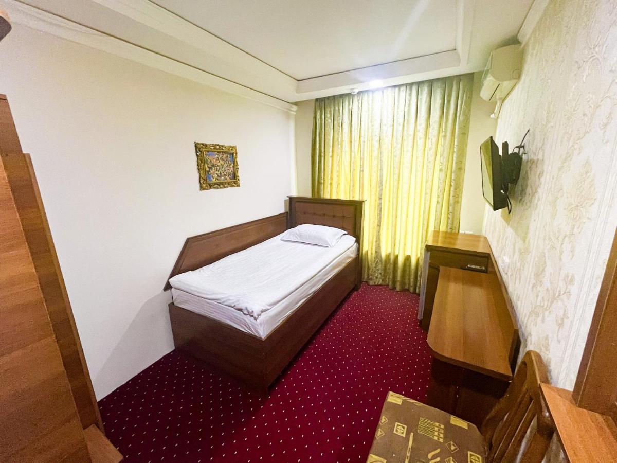 Reikartz Urgench Hotel ภายนอก รูปภาพ
