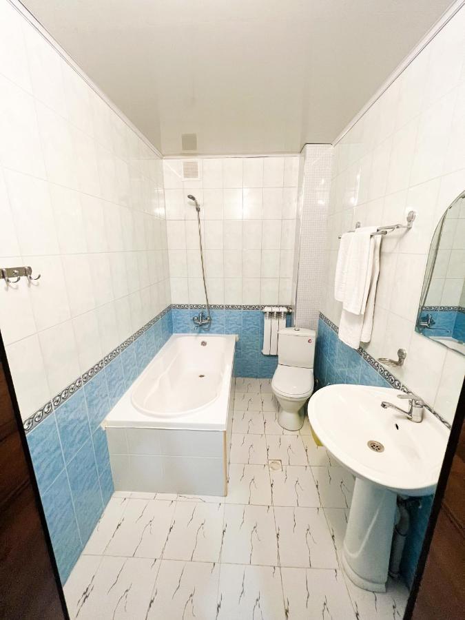 Reikartz Urgench Hotel ภายนอก รูปภาพ